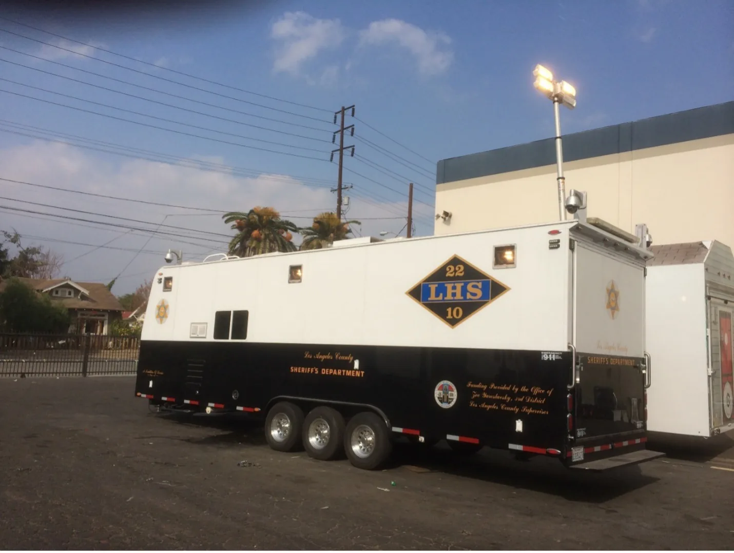 Law enforcement mobile command trailer